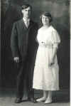 Unidentified couple.jpg (242089 bytes)